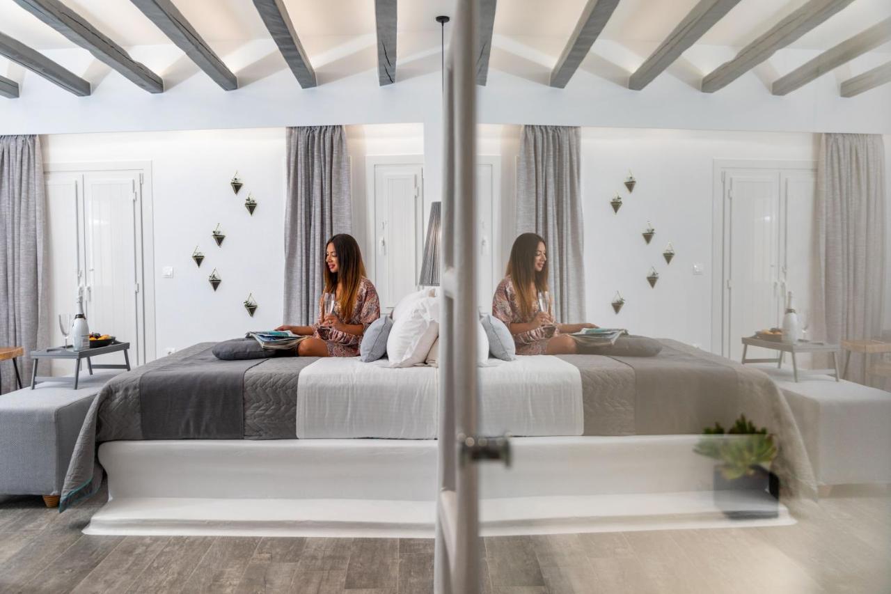 El_Puerto Luxury Port Suites Naxos City Bagian luar foto
