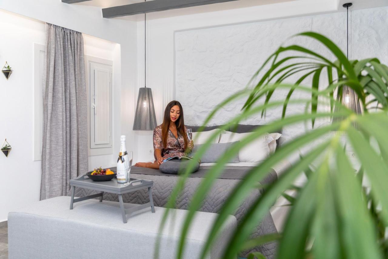 El_Puerto Luxury Port Suites Naxos City Bagian luar foto