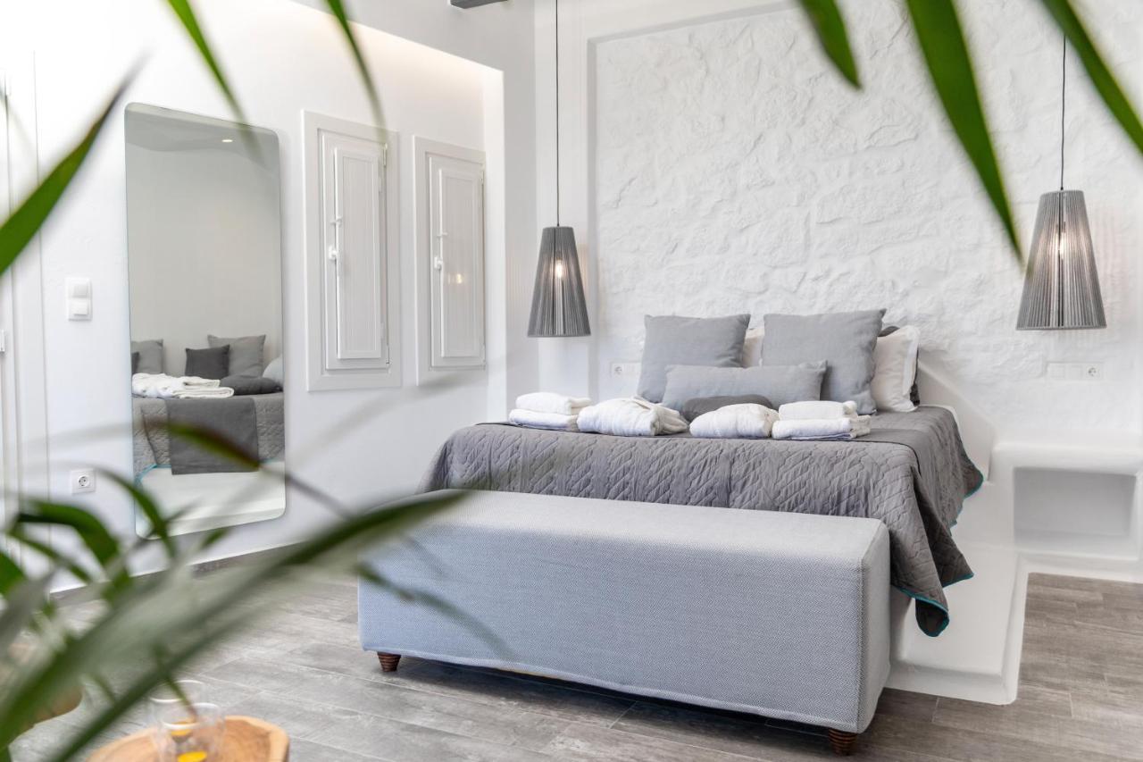 El_Puerto Luxury Port Suites Naxos City Bagian luar foto