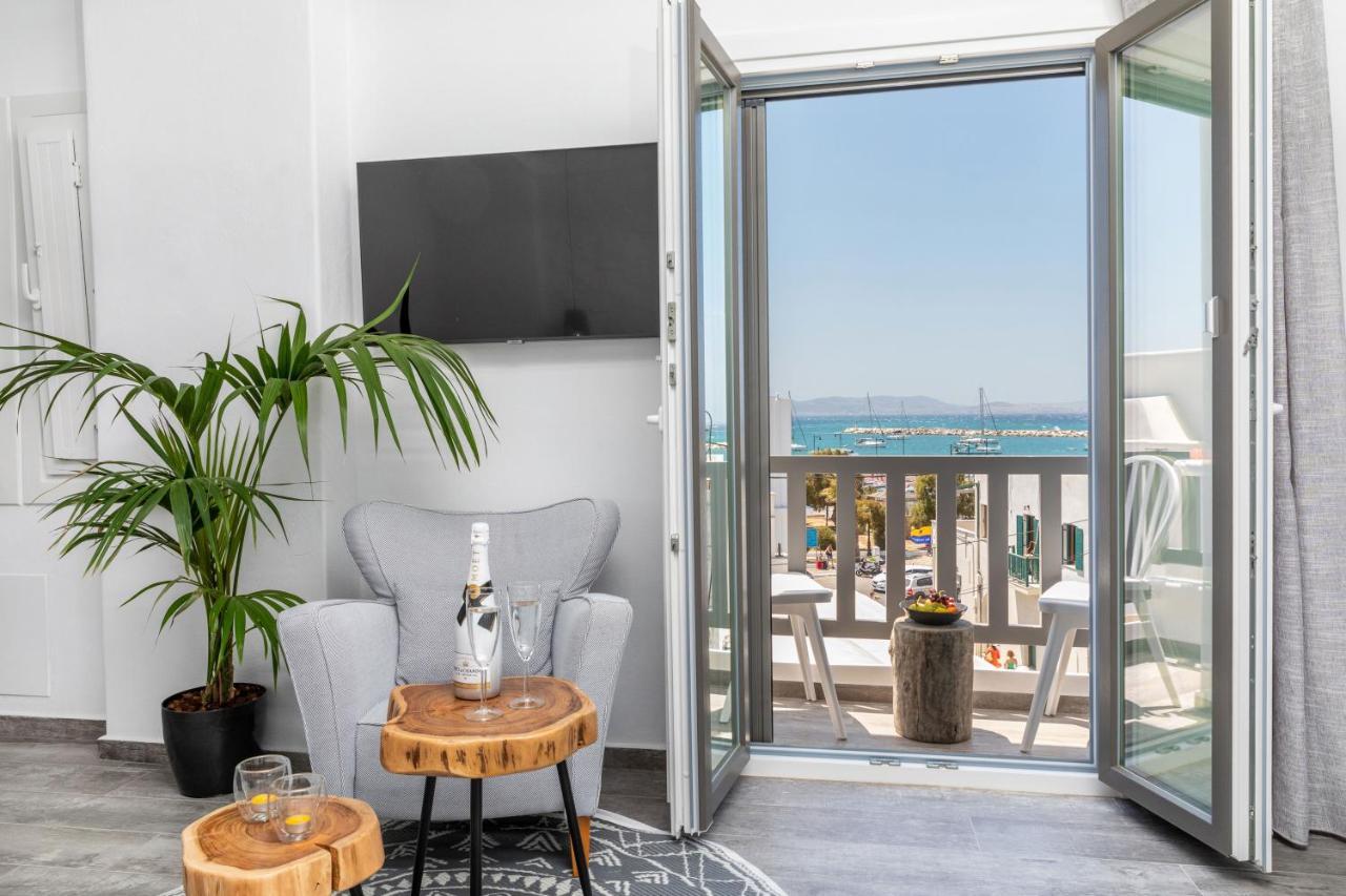 El_Puerto Luxury Port Suites Naxos City Bagian luar foto