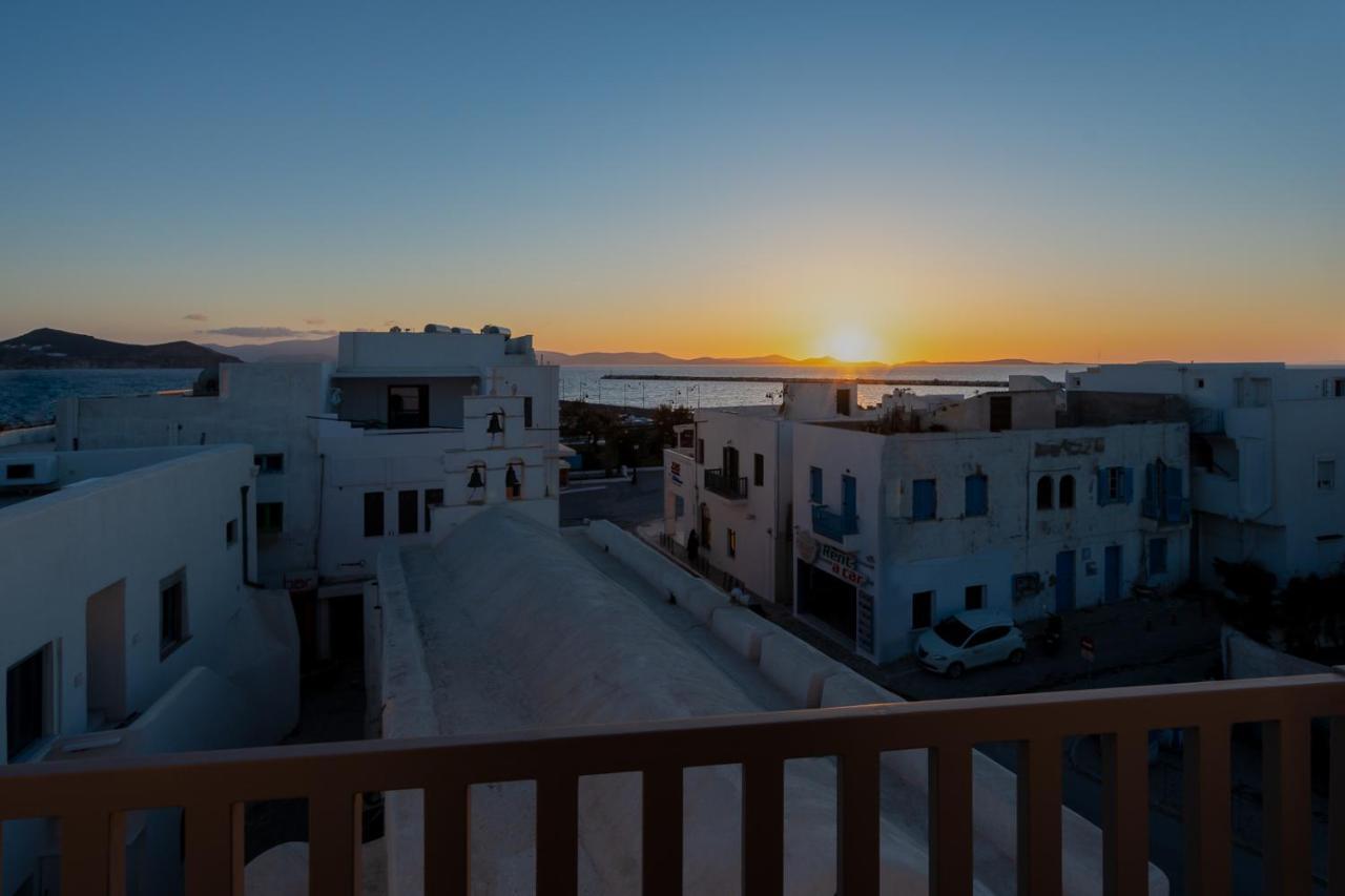 El_Puerto Luxury Port Suites Naxos City Bagian luar foto